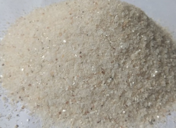 Pasir silika terdekat